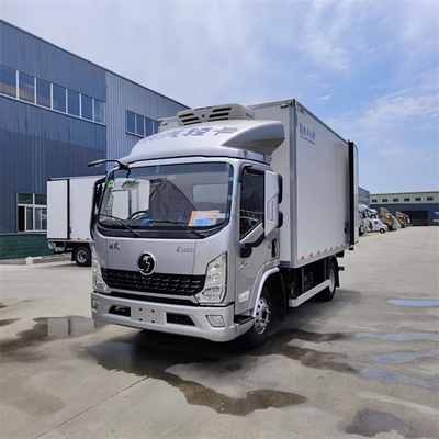 陜汽自動擋4米2冷藏車 蔬菜水果與海鮮冷鏈運輸?shù)睦硐脒x擇